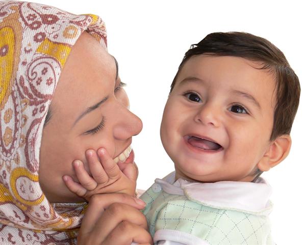 سمینارهای آموزشی مرتبط با سلامت مادران و نوزادان