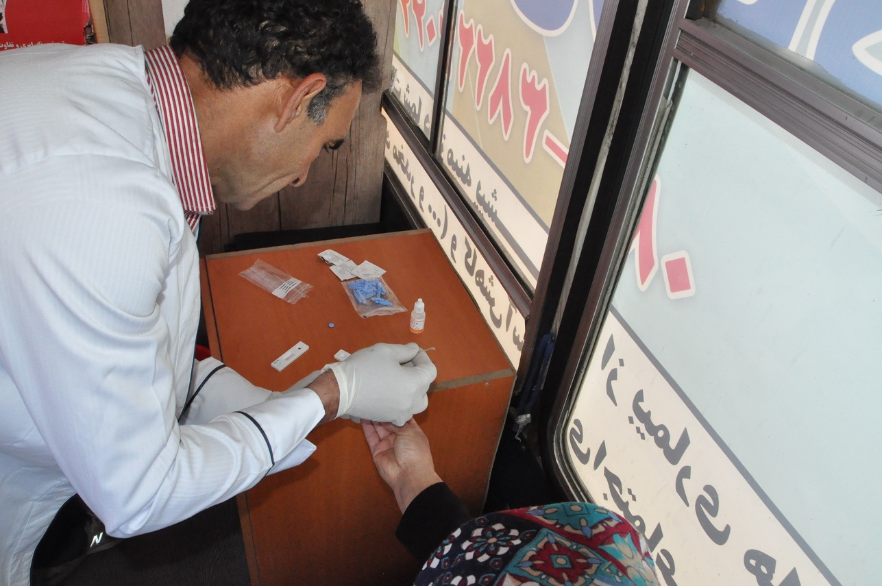 برپایی تیم سیار سلامت ارائه دهنده خدمات بهداشتی اولیه در محله دولت آباد 27