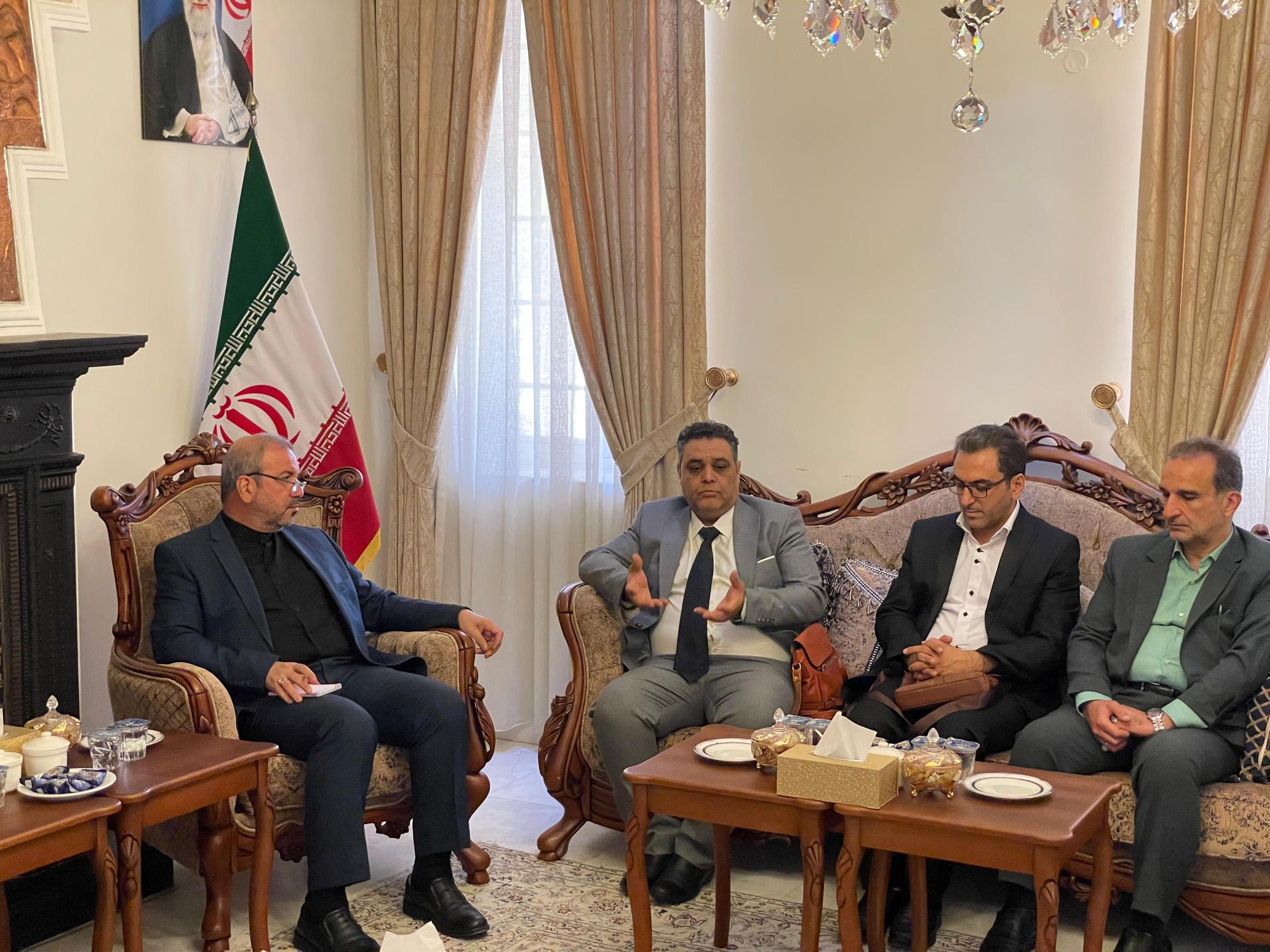 بازدید سفیر ایران در عراق